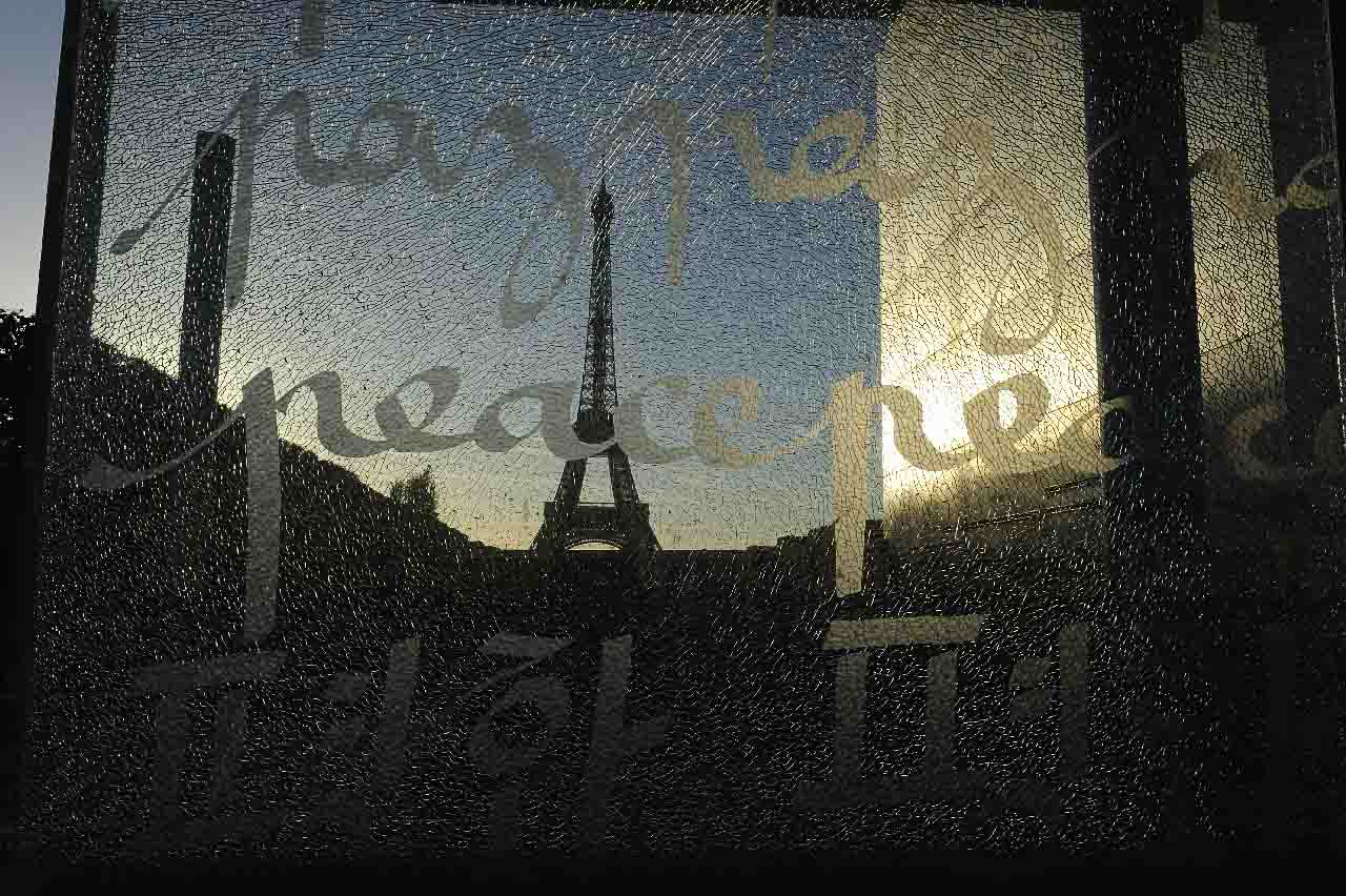 Paris, la ville lumière et ses monuments.
