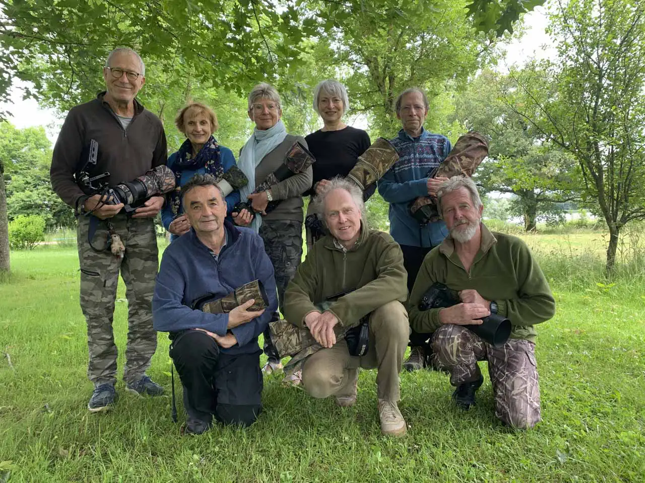 Les participants au stage de photo animalière en affûts flottants du 31 mai 2025 en Dombes.