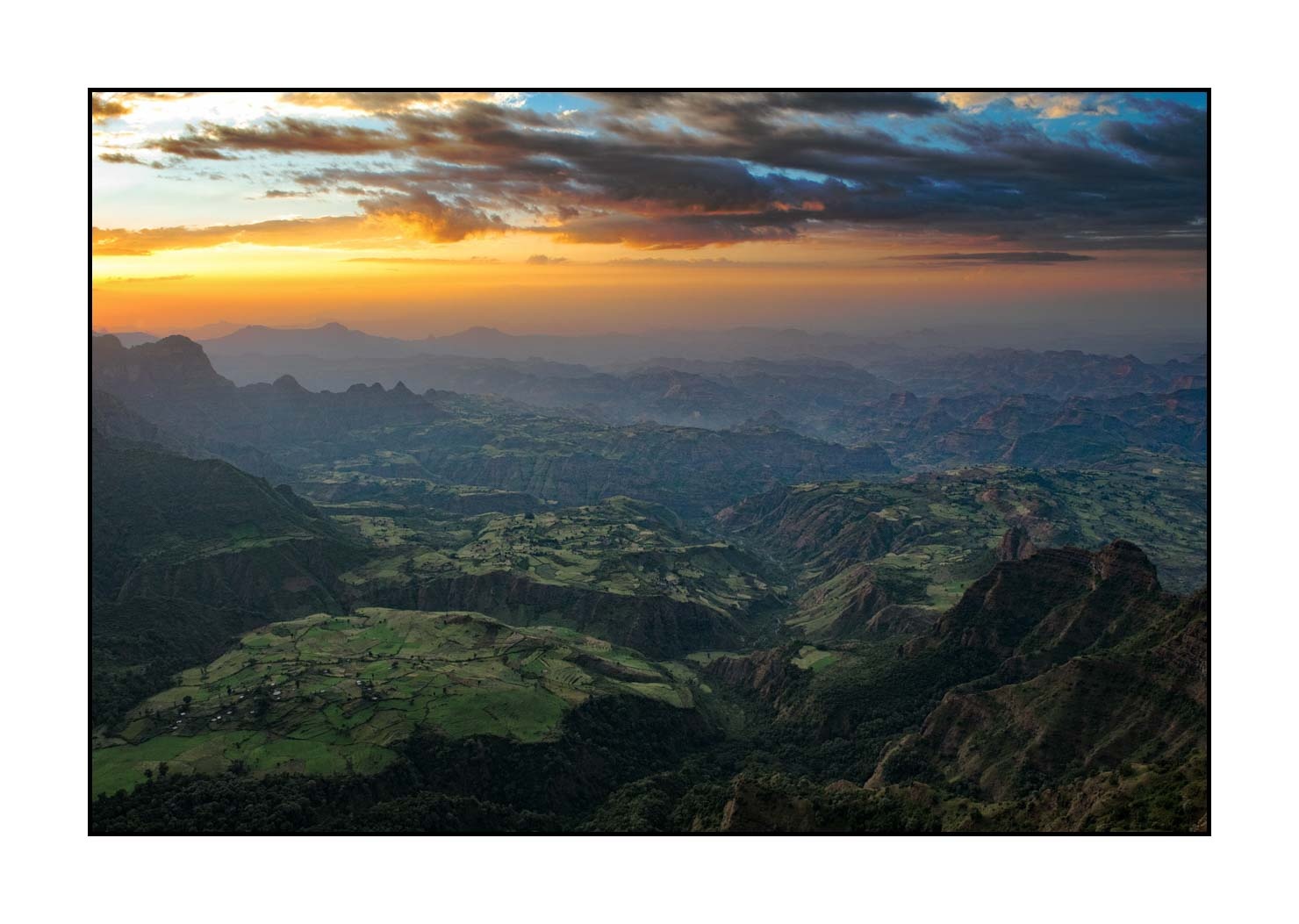lumieres-et-couleurs/027-merveilles-naturelles-du-simien/edition-limitee/fr/07-paysages-monts-simien-ethiopie-en-couleur-20181111ETHSIM0175B