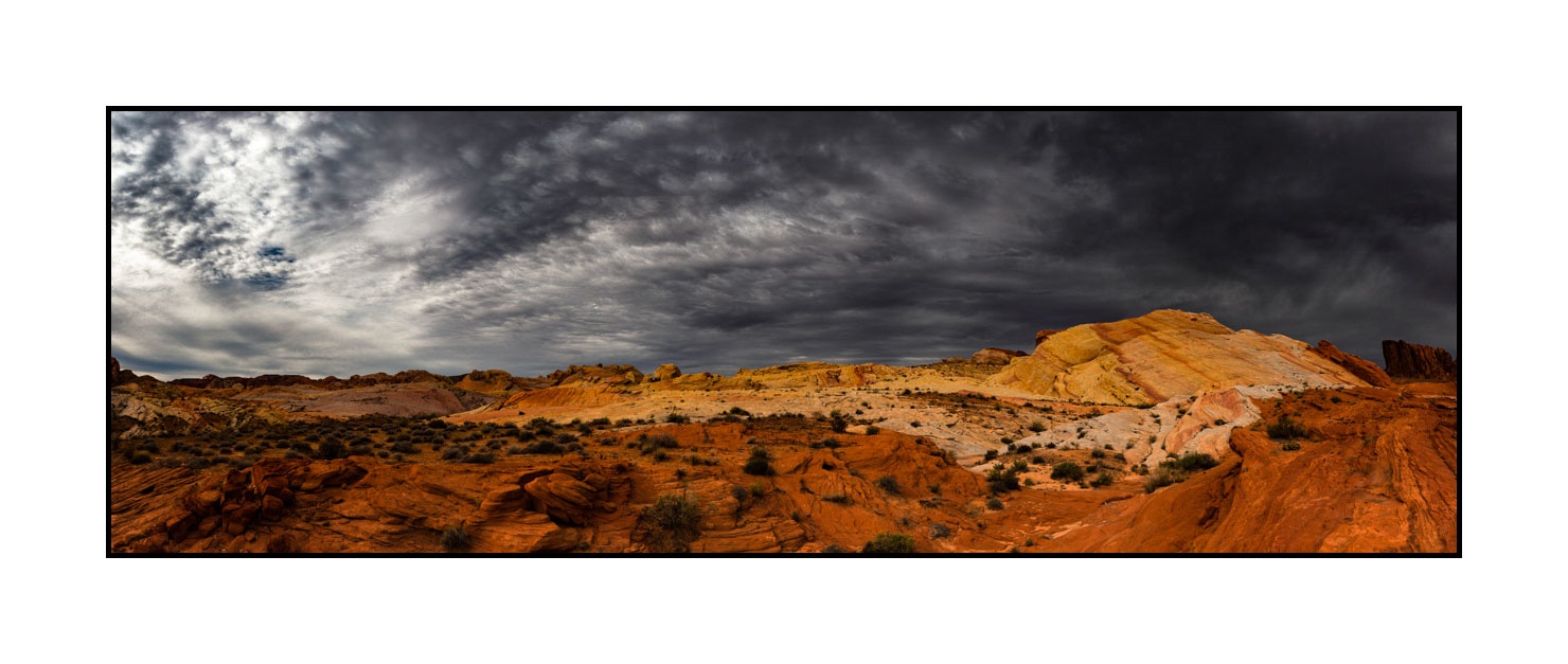 lumieres-et-couleurs/028-merveilles-naturelles-de-valley-of-fire/fr/04-paysage-de-valley-of-fire-nevada-en-couleur-151027NEVVFIPAN0010C