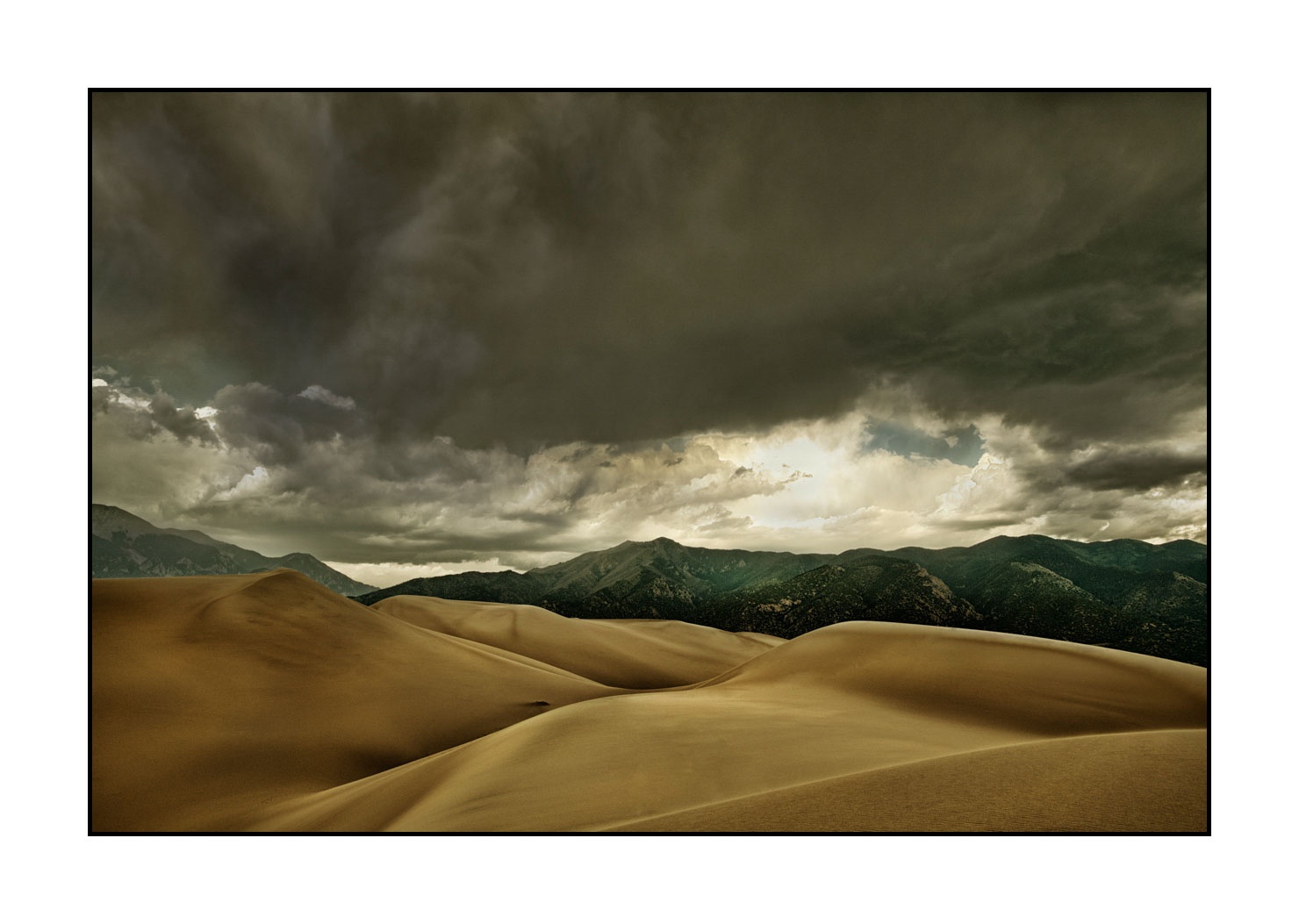 lumieres-et-couleurs/033-merveilles-de-great-sand-dunes-en-couleurs/fr/02-great-sand-dune-en-couleurs-200816GRSDUN0153C