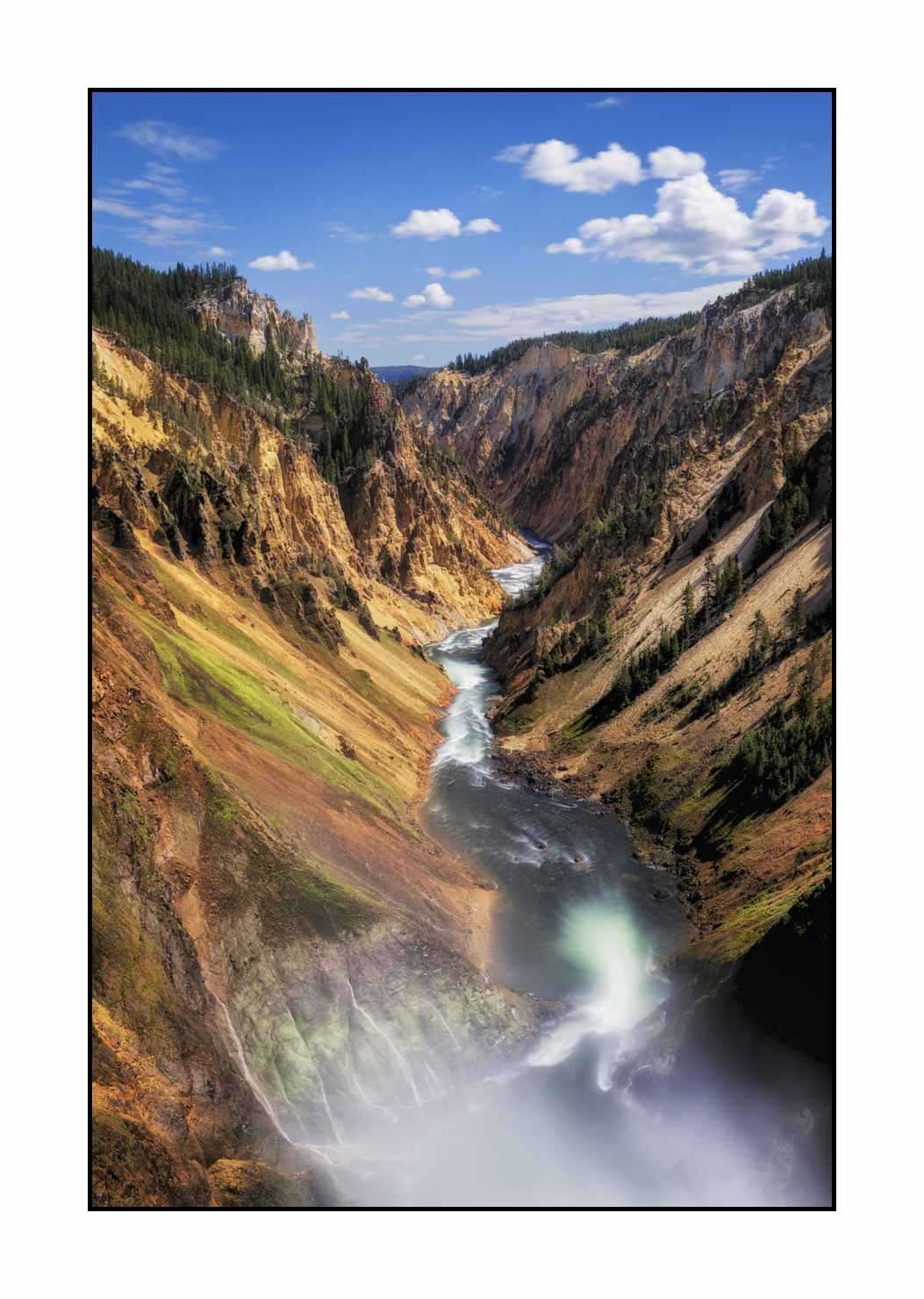lumieres-et-couleurs/034-merveilles-naturelles-du-yellowstone-en-couleur/fr/17-le-parc-national-du-yellowstone-1839-32C