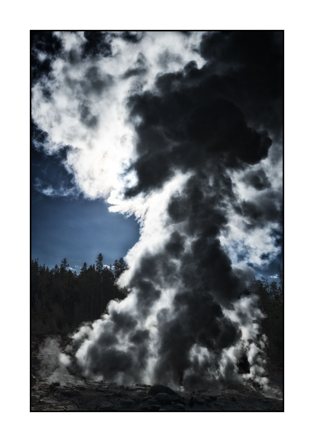 lumieres-et-couleurs/034-merveilles-naturelles-du-yellowstone-en-couleur/fr/36-le-parc-national-du-yellowstone-1858-32C