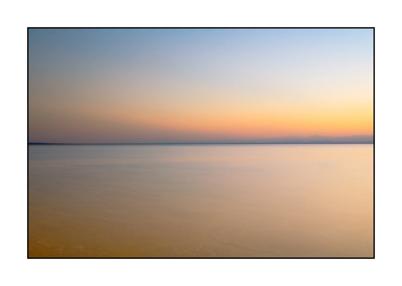lumieres-et-couleurs/041-horizons/en/07-horizon-in-color-1530-32C
