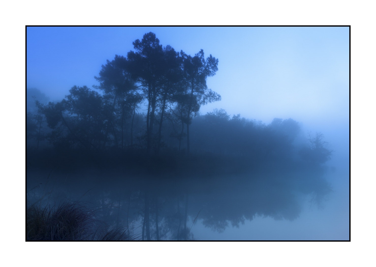 lumieres-et-couleurs/048-matins-bleus/fr/06-matin-bleu-1620-32C