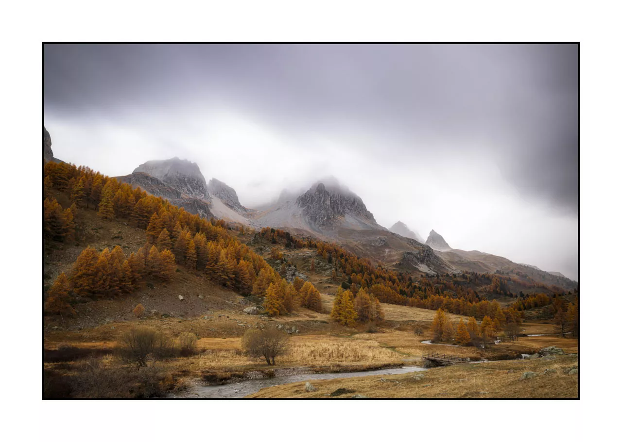 lumieres-et-couleurs/054-paysages-vallee-de-la-claree/fr/02-paysage-vallee-de-la-claree-alpes-2009-32C