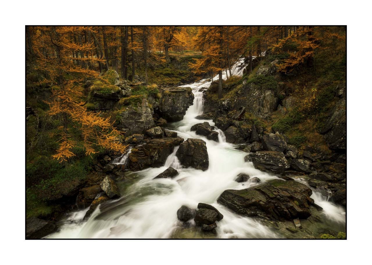 lumieres-et-couleurs/054-paysages-vallee-de-la-claree/fr/04-paysage-vallee-de-la-claree-alpes-2016-32C