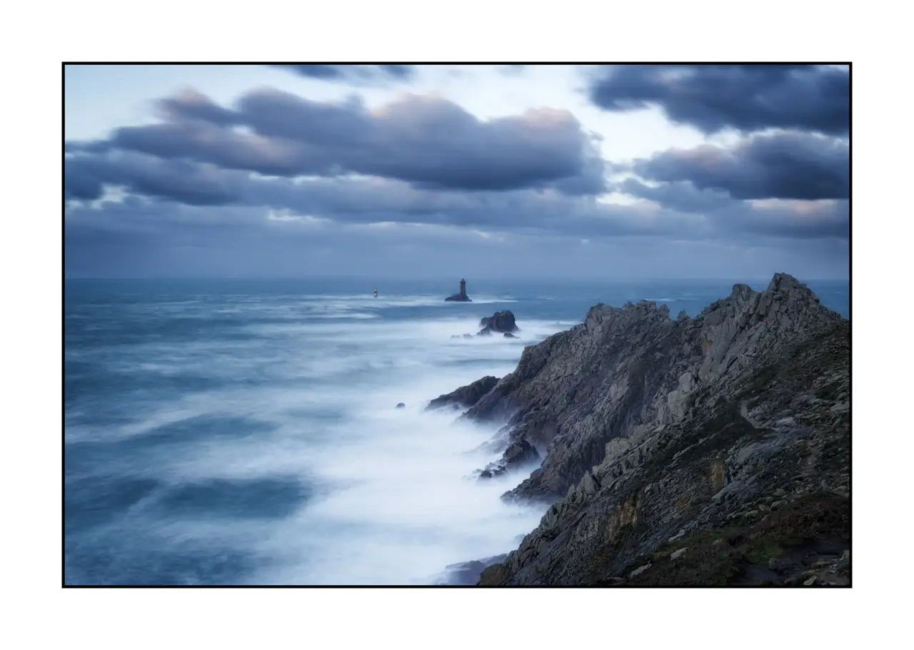 lumieres-et-couleurs/057-paysages-cotiers-intemporels-finistere-sud/fr/01-paysage-cotier-couleur-finistere-sud-2111-32C