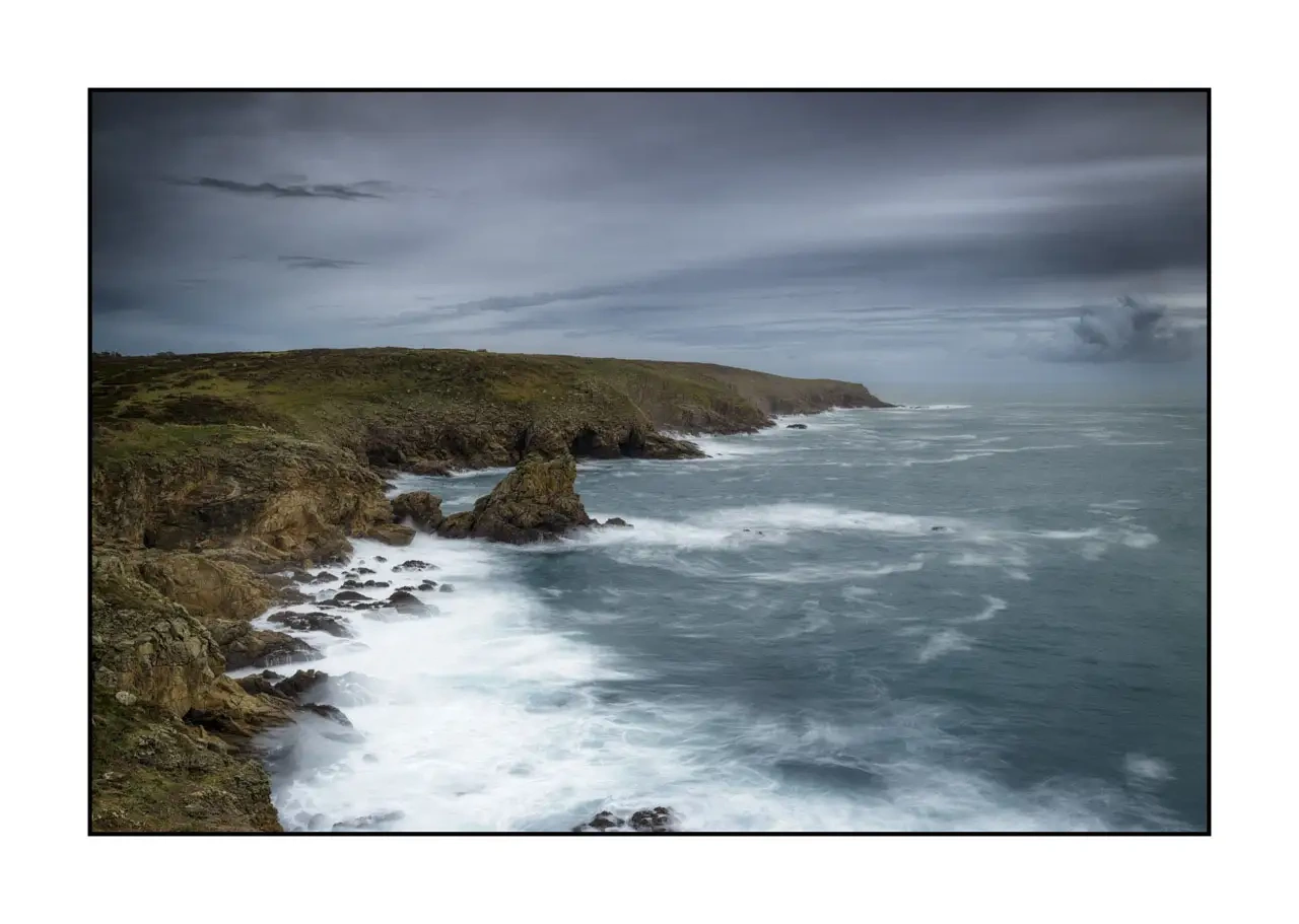 lumieres-et-couleurs/057-paysages-cotiers-intemporels-finistere-sud/fr/04-paysage-cotier-couleur-finistere-sud-2113-32C
