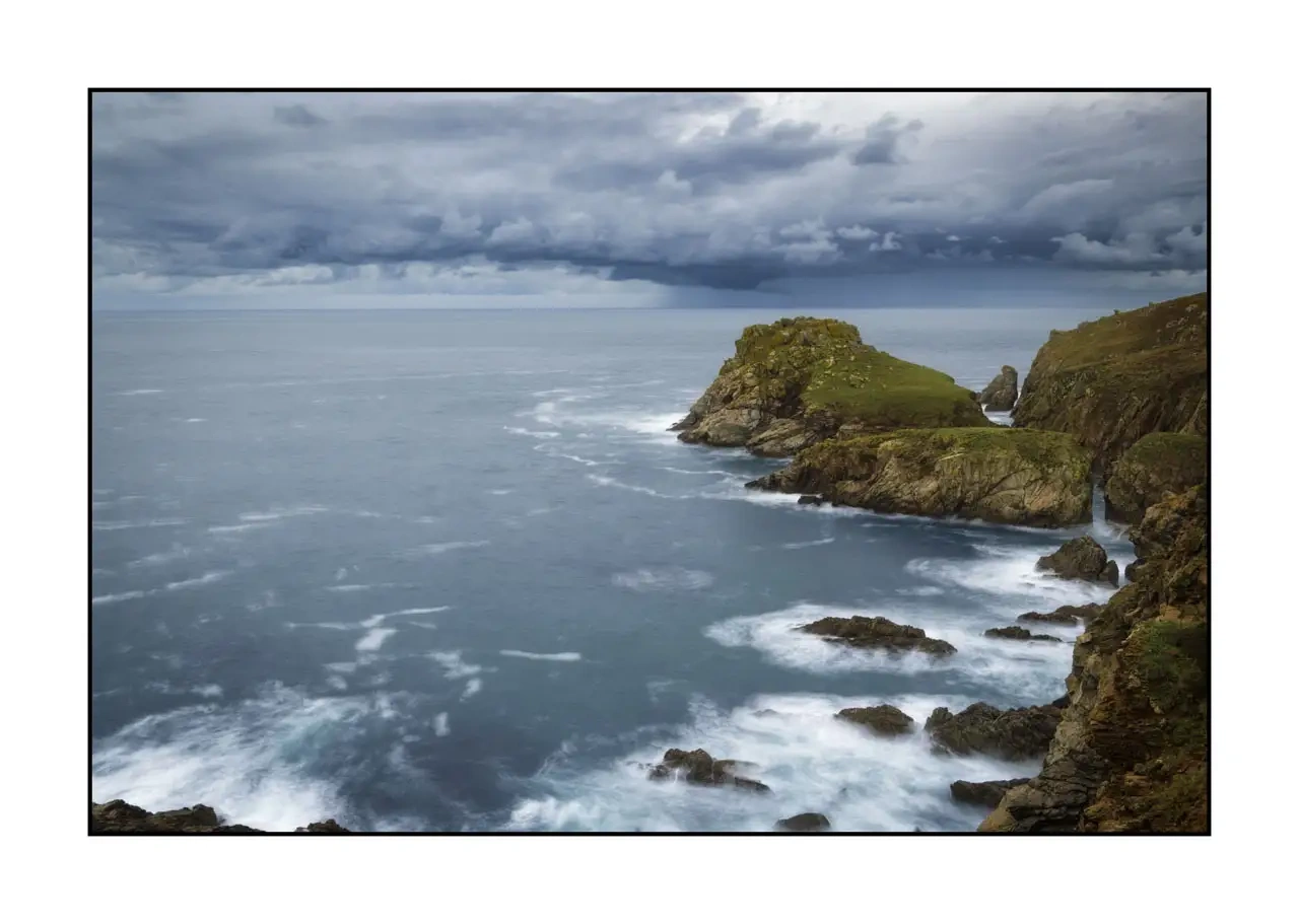 lumieres-et-couleurs/057-paysages-cotiers-intemporels-finistere-sud/fr/05-paysage-cotier-couleur-finistere-sud-2112-32C