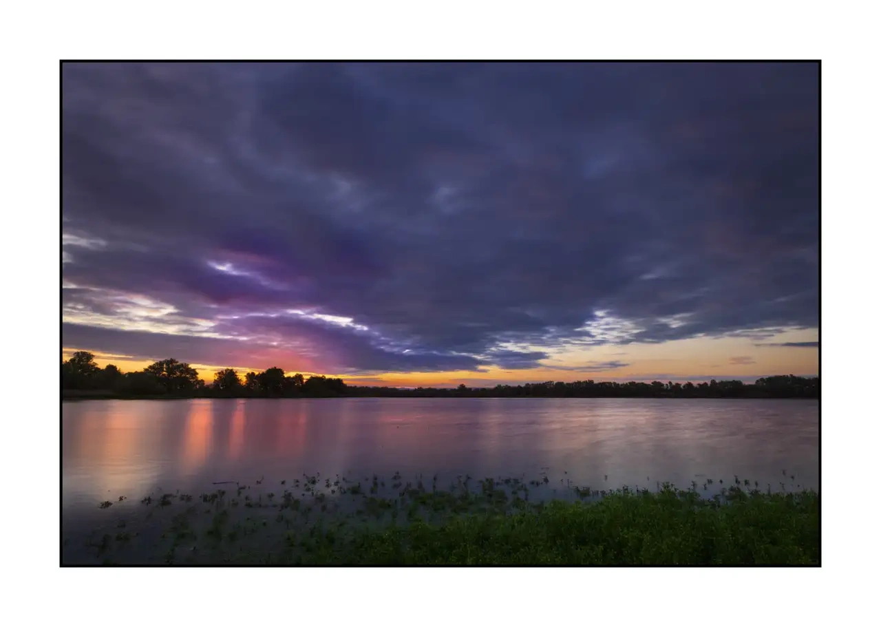 lumieres-et-couleurs/062-dans-l-intimite-de-la-dombes/en/01-landscape-pond-dombes-2172-32C