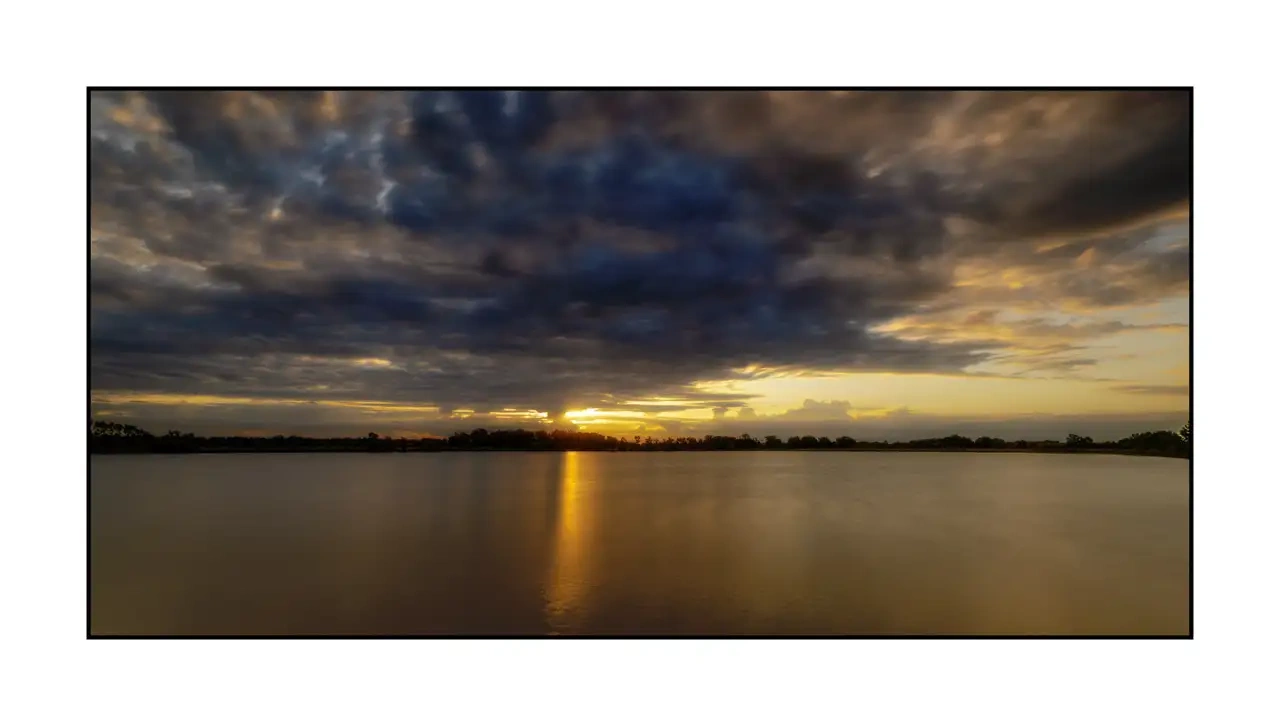 lumieres-et-couleurs/062-dans-l-intimite-de-la-dombes/en/09-landscape-pond-dombes-2180-21C
