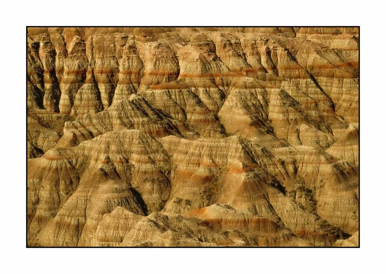 lumieres-et-couleurs/063-hymnes-silencieux-terre-badlands/en/12-landscape-badlands-dakota-2233-32C