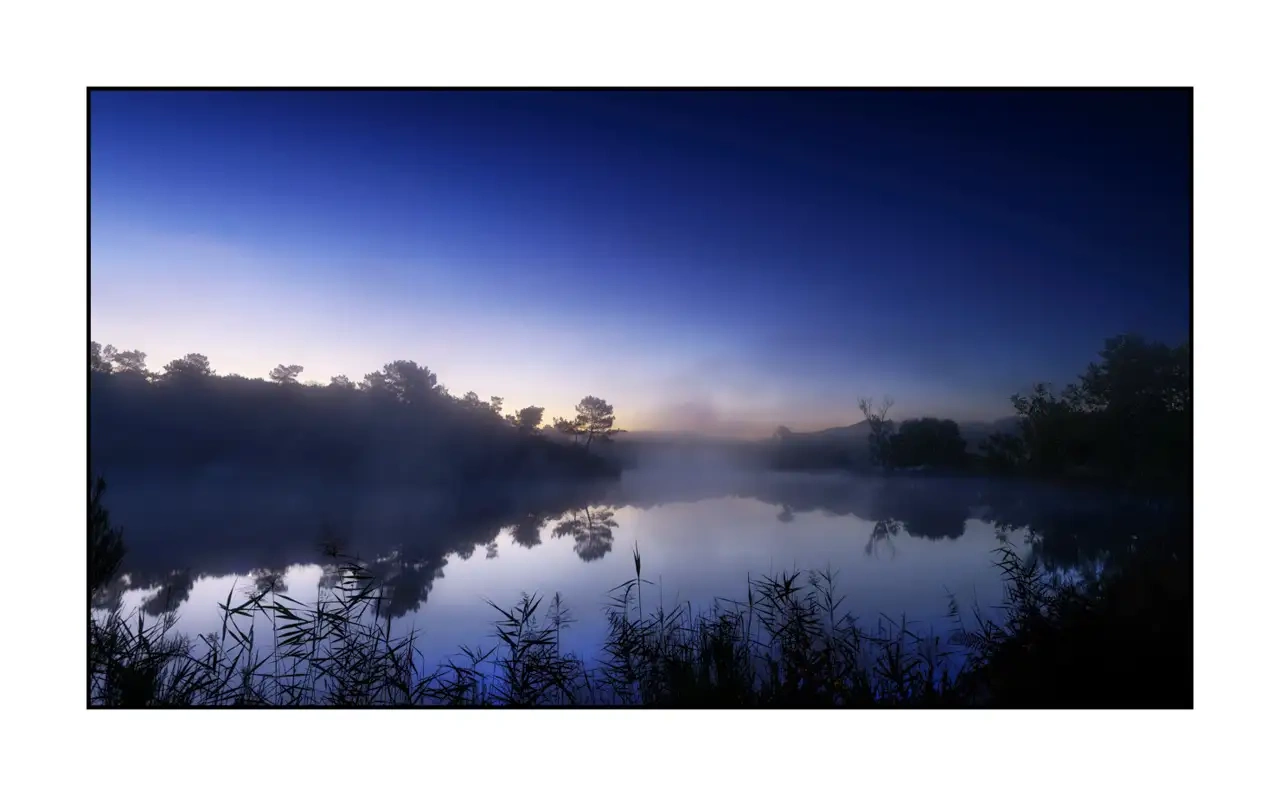 lumieres-et-couleurs/065-reflets-d-un-monde-apaise/en/06-landscape-haute-saintonge-pond-2315-169C