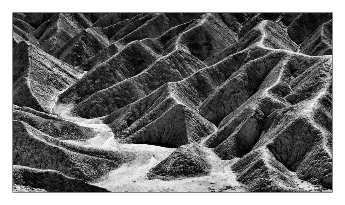 nuances-de-noirs-et-de-blancs/002-merveilles-naturelles-de-la-vallee-de-la-mort/fr/33-180125DVALAN0535B