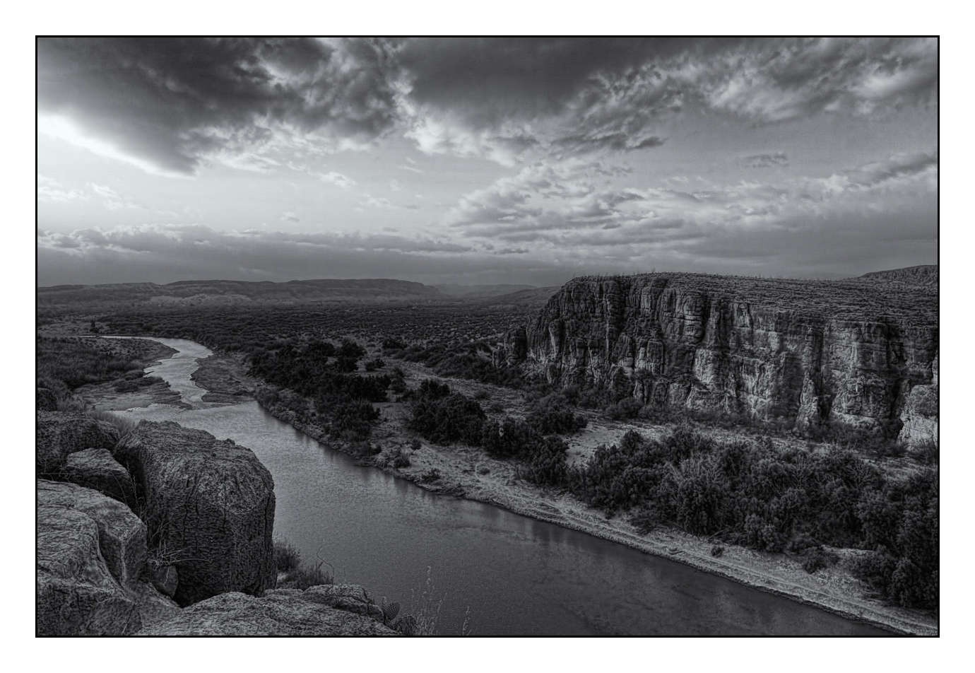 nuances-de-noirs-et-de-blancs/011-merveilles-naturelles-de-big-bend-au-texas/fr/03-140312TEXBENDARHD0008