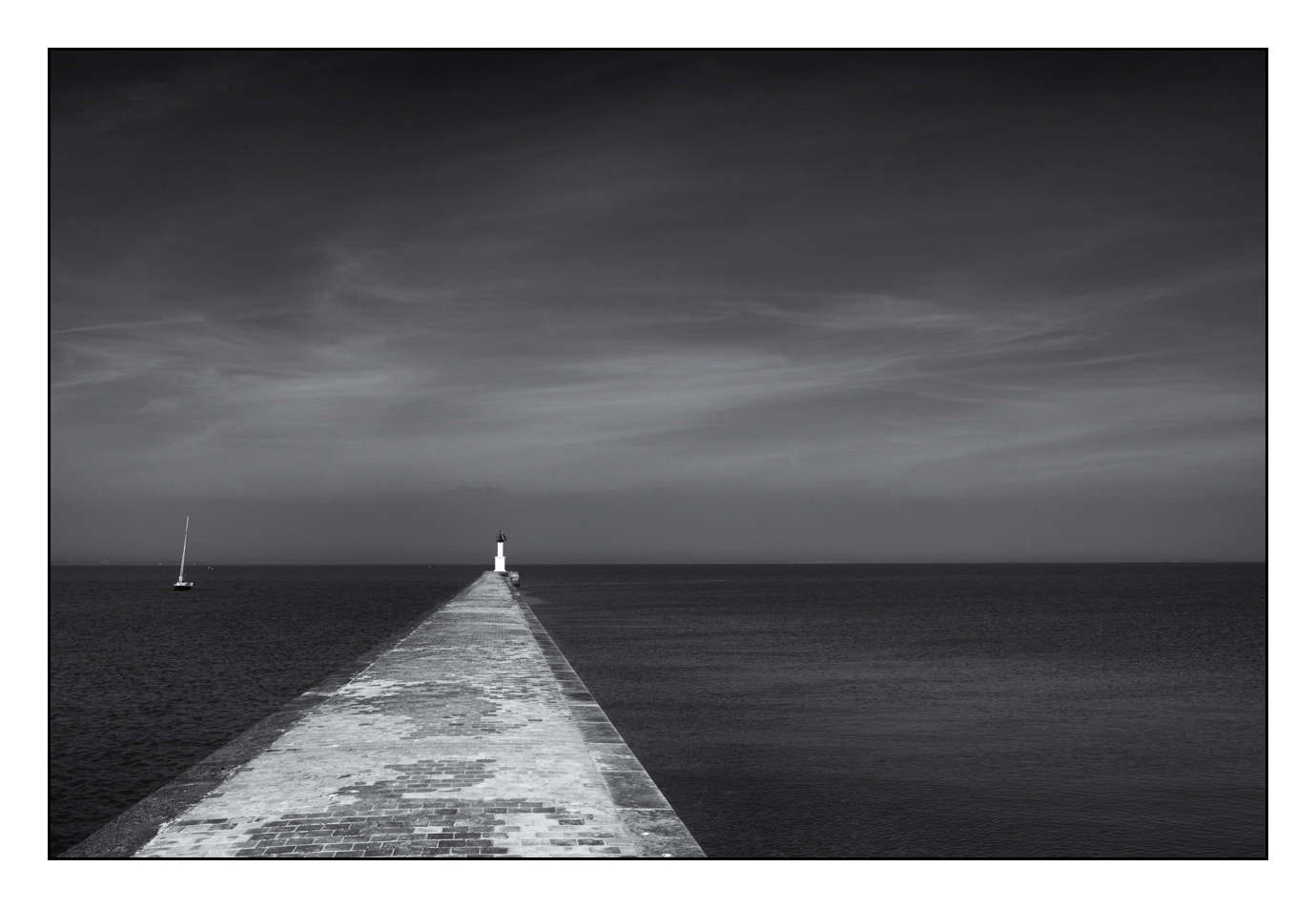 nuances-de-noirs-et-de-blancs/014-infini/en/04-140412CHMLAN0004