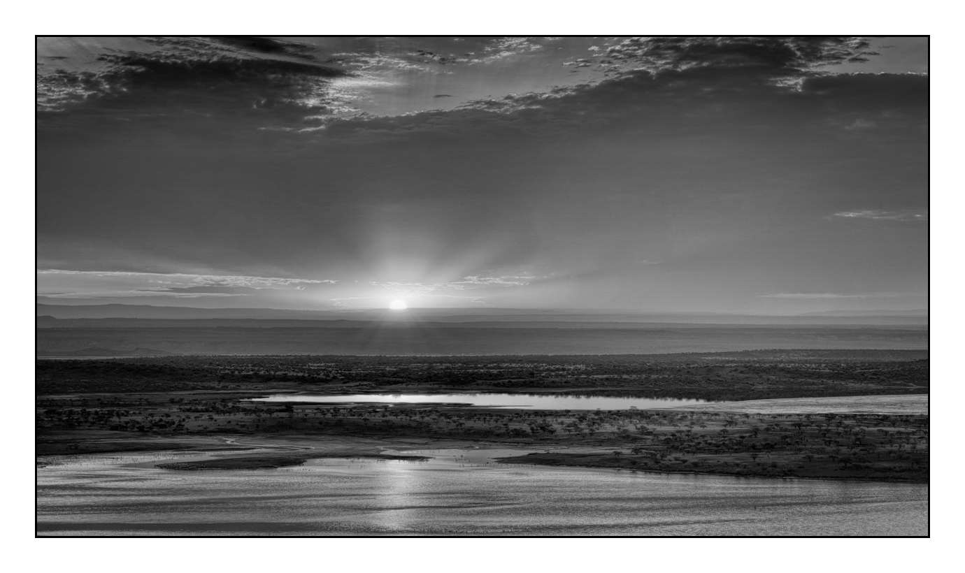 nuances-de-noirs-et-de-blancs/014-infini/fr/02-170910MAGPAYHD21B
