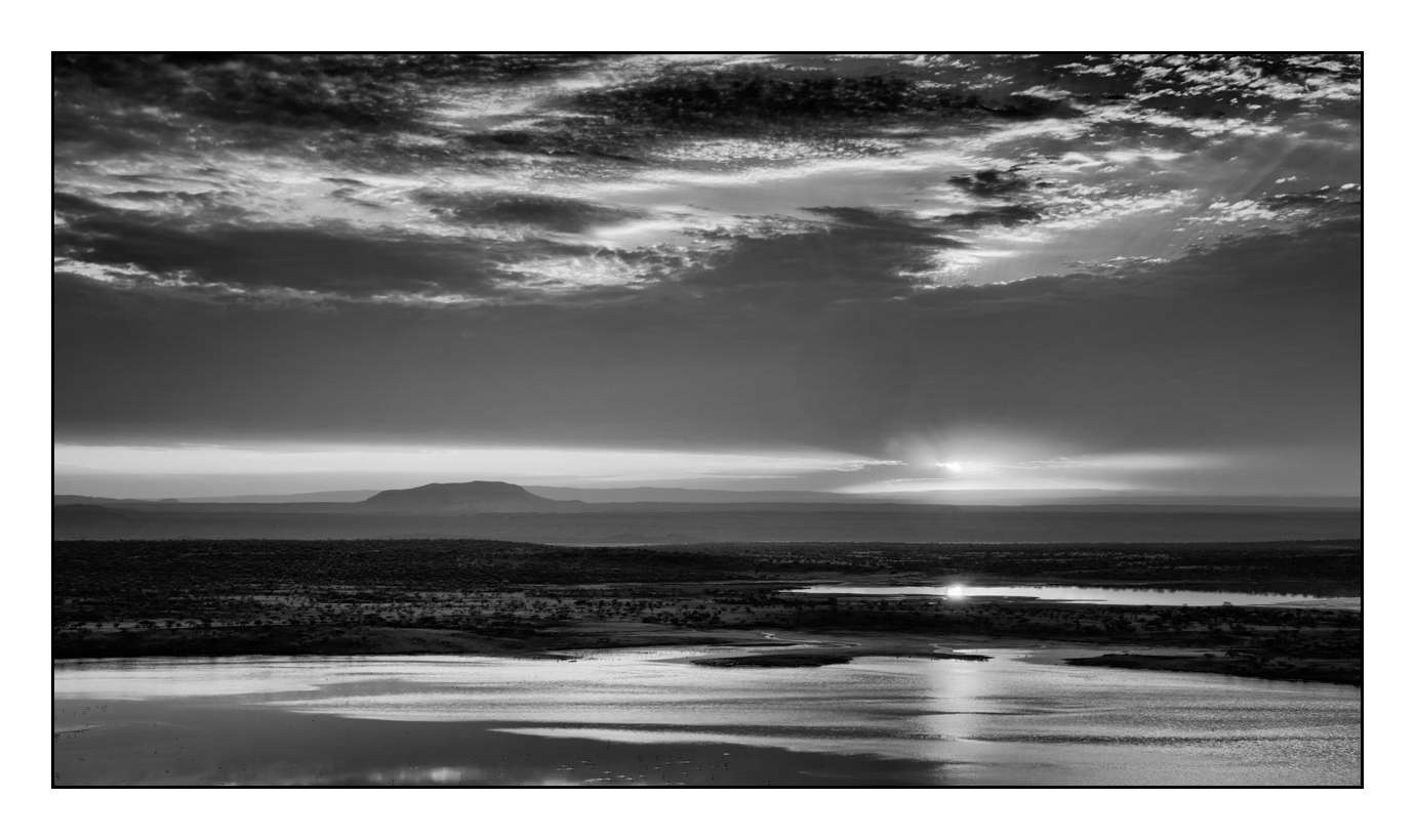 nuances-de-noirs-et-de-blancs/016-tourmente/fr/03-170910MAGPAYHD10B