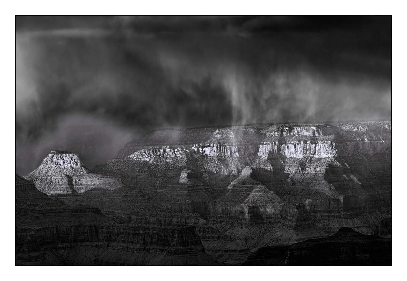 nuances-de-noirs-et-de-blancs/024-merveilles-naturelles-du-grand-canyon-noir-et-blanc/fr/08-180120GCALAN0210B