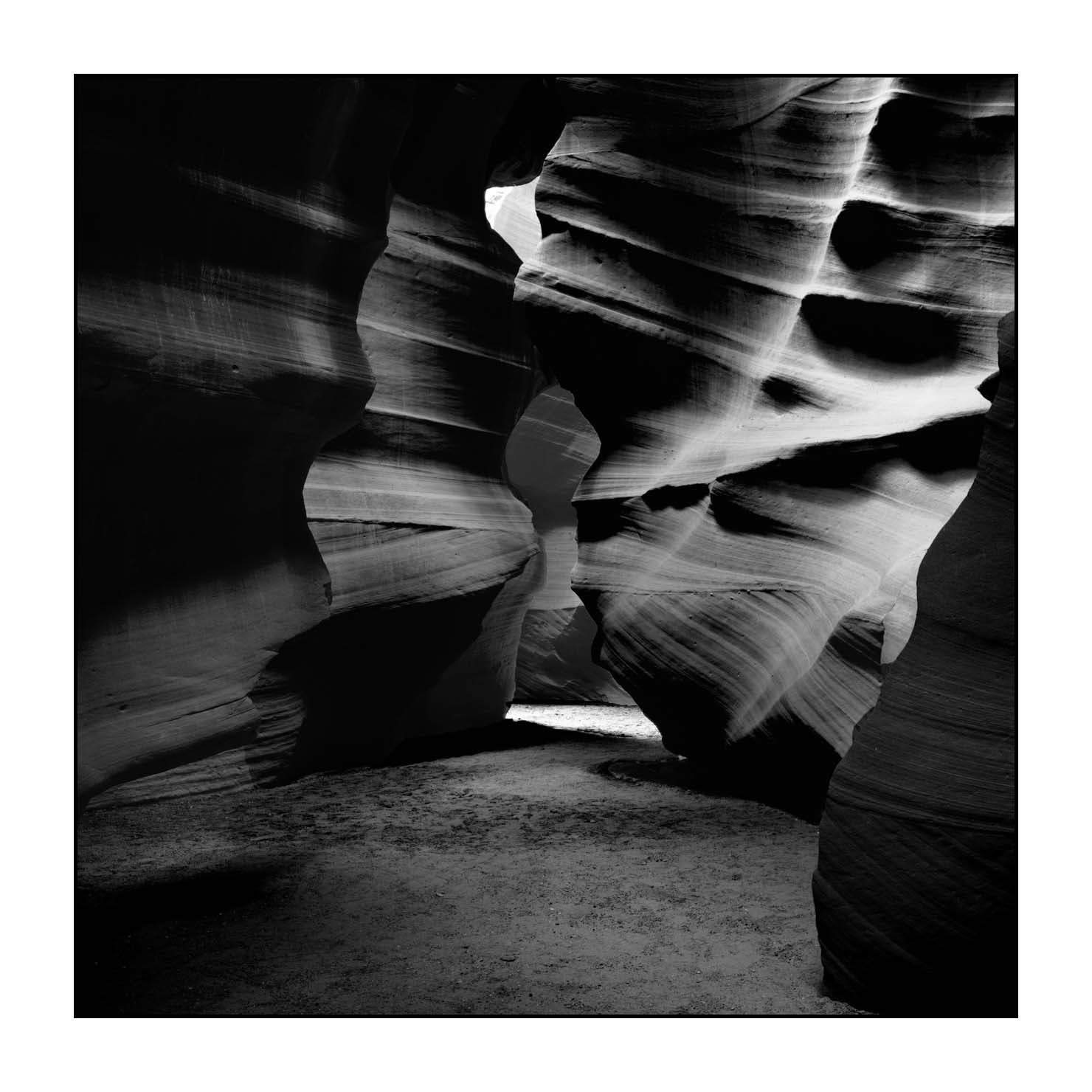 nuances-de-noirs-et-de-blancs/048-merveilles-naturelles-antelope-canyon/fr/21-antelope-canyon-151029UPEANT0006B
