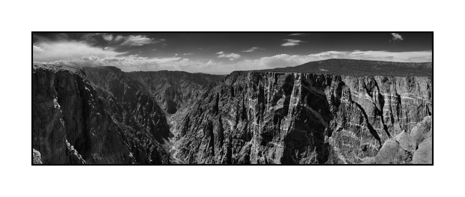 nuances-de-noirs-et-de-blancs/056-merveilles-black-canyon/fr/04-paysage-de-black-canyon-of-the-gunnison-200828BLACANPAN0003B