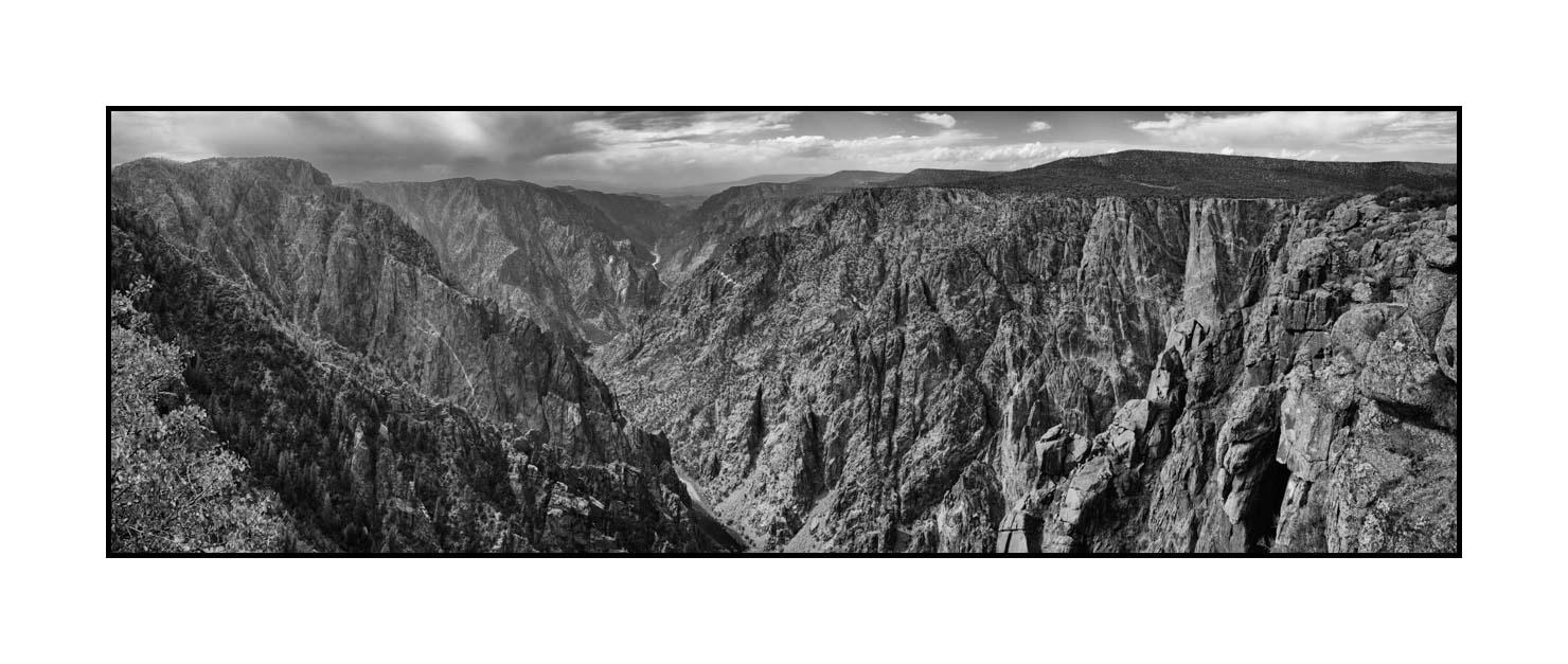 nuances-de-noirs-et-de-blancs/056-merveilles-black-canyon/fr/06-paysage-de-black-canyon-of-the-gunnison-200828BLACANPAN0010B