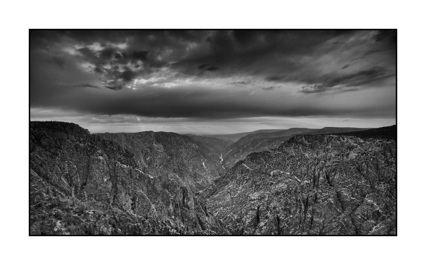 nuances-de-noirs-et-de-blancs/056-merveilles-black-canyon/fr/09-paysage-de-black-canyon-of-the-gunnison-200828BLACAN0066B