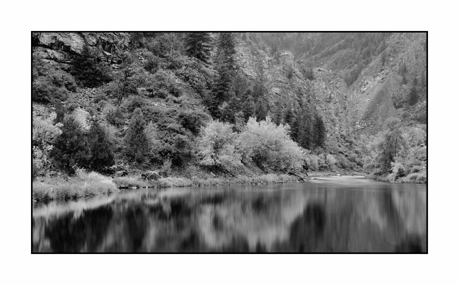 nuances-de-noirs-et-de-blancs/056-merveilles-black-canyon/fr/22-paysage-de-black-canyon-of-the-gunnison-200828BLACAN0244B