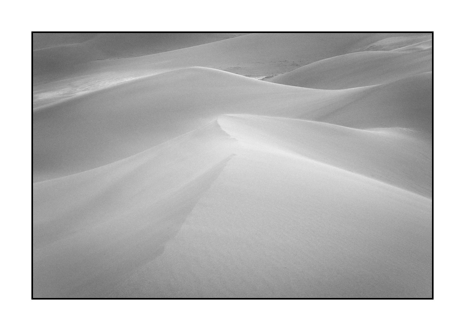 nuances-de-noirs-et-de-blancs/059-merveilles-naturelles-de-great-sand-dunes/fr/23-great-sand-dune-noir-et-blanc-200816GRSDUN0229B