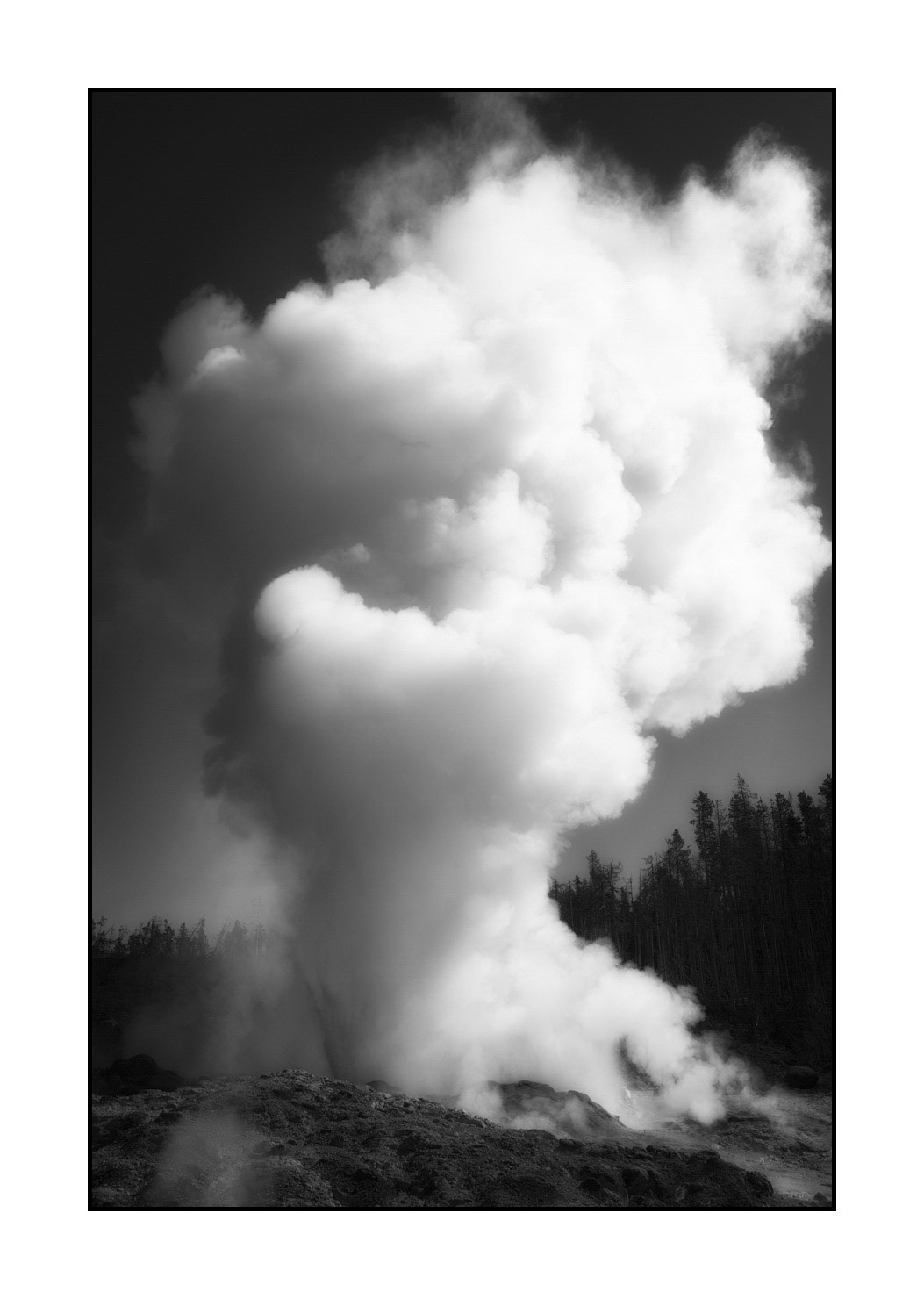 nuances-de-noirs-et-de-blancs/060-merveilles-yellowstone-en-noir-et-blanc/fr/22-le-yellowstone-en-noir-et-blanc-1884-32B