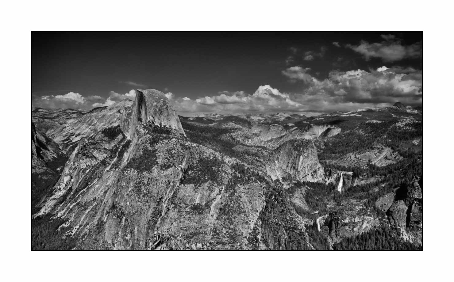 nuances-de-noirs-et-de-blancs/064-merveilles-de-yosemite/fr/03-paysage-parc-national-de-yosemite-noir-et-blanc-190823YOSLAN0620B