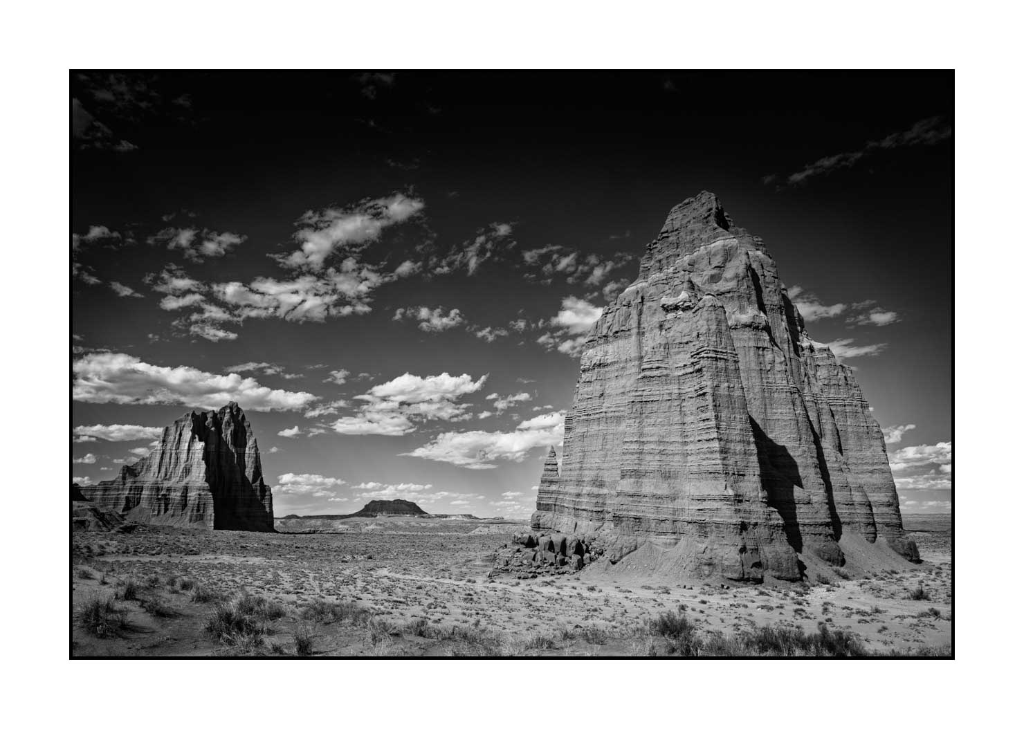 nuances-de-noirs-et-de-blancs/065-merveilles-de-cathedral-valley/en/07-landscape-cathedral-valley-black-and-white-180825CATVAL0175B
