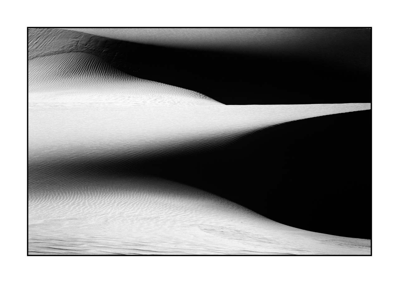nuances-de-noirs-et-de-blancs/073-volupte/fr/03-volupte-en-noir-et-blanc-221227WSDLAN0947B
