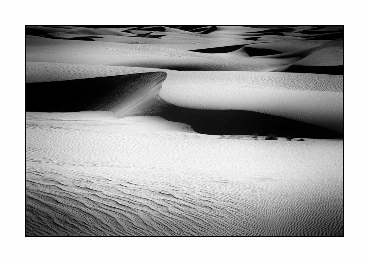 nuances-de-noirs-et-de-blancs/075-merveilles-white-sand-dunes/en/17-white-sand-dunes-black-and-white-221227WSDLAN0999B