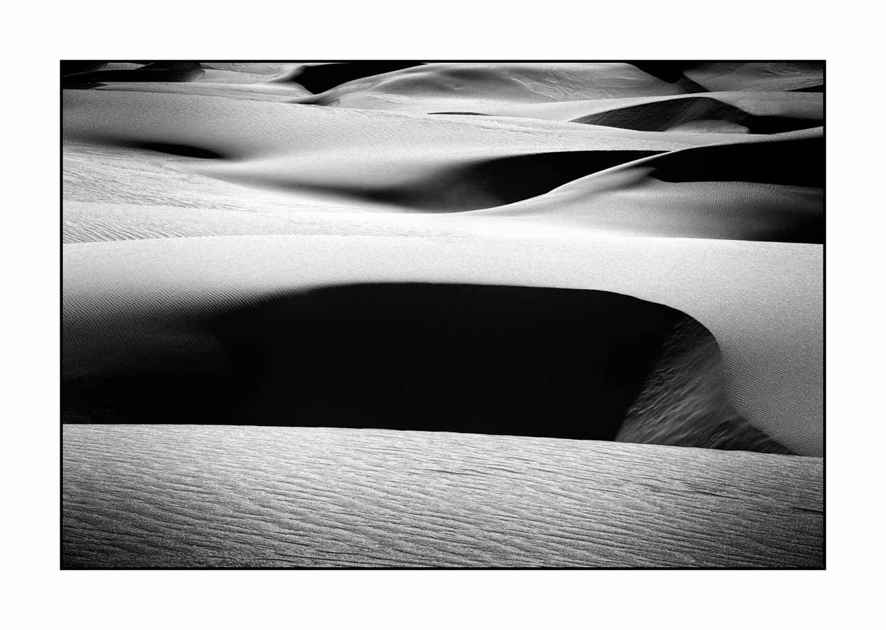 nuances-de-noirs-et-de-blancs/075-merveilles-white-sand-dunes/fr/12-white-sand-dunes-en-noir-et-blanc-221227WSDLAN0909B