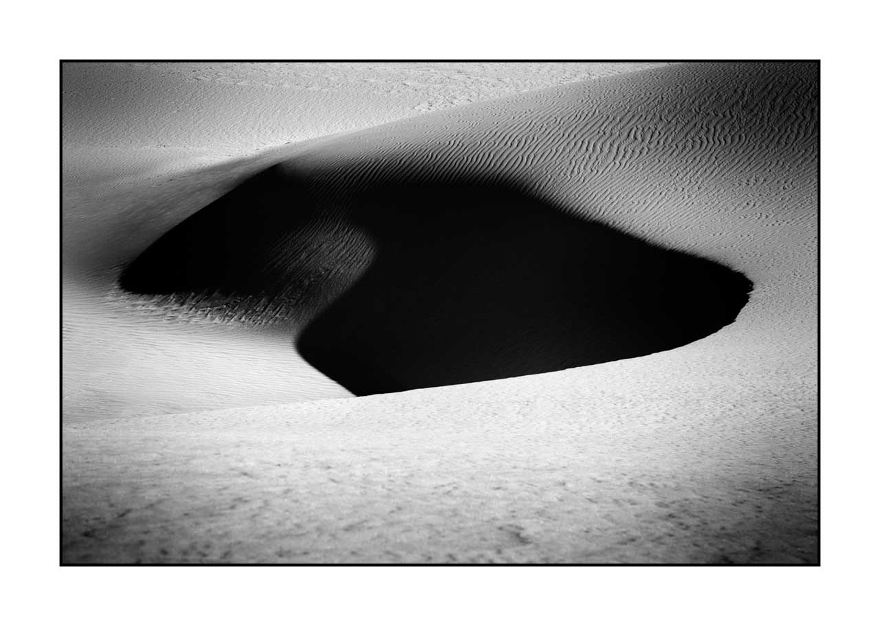 nuances-de-noirs-et-de-blancs/075-merveilles-white-sand-dunes/fr/15-white-sand-dunes-en-noir-et-blanc-221227WSDLAN0960B