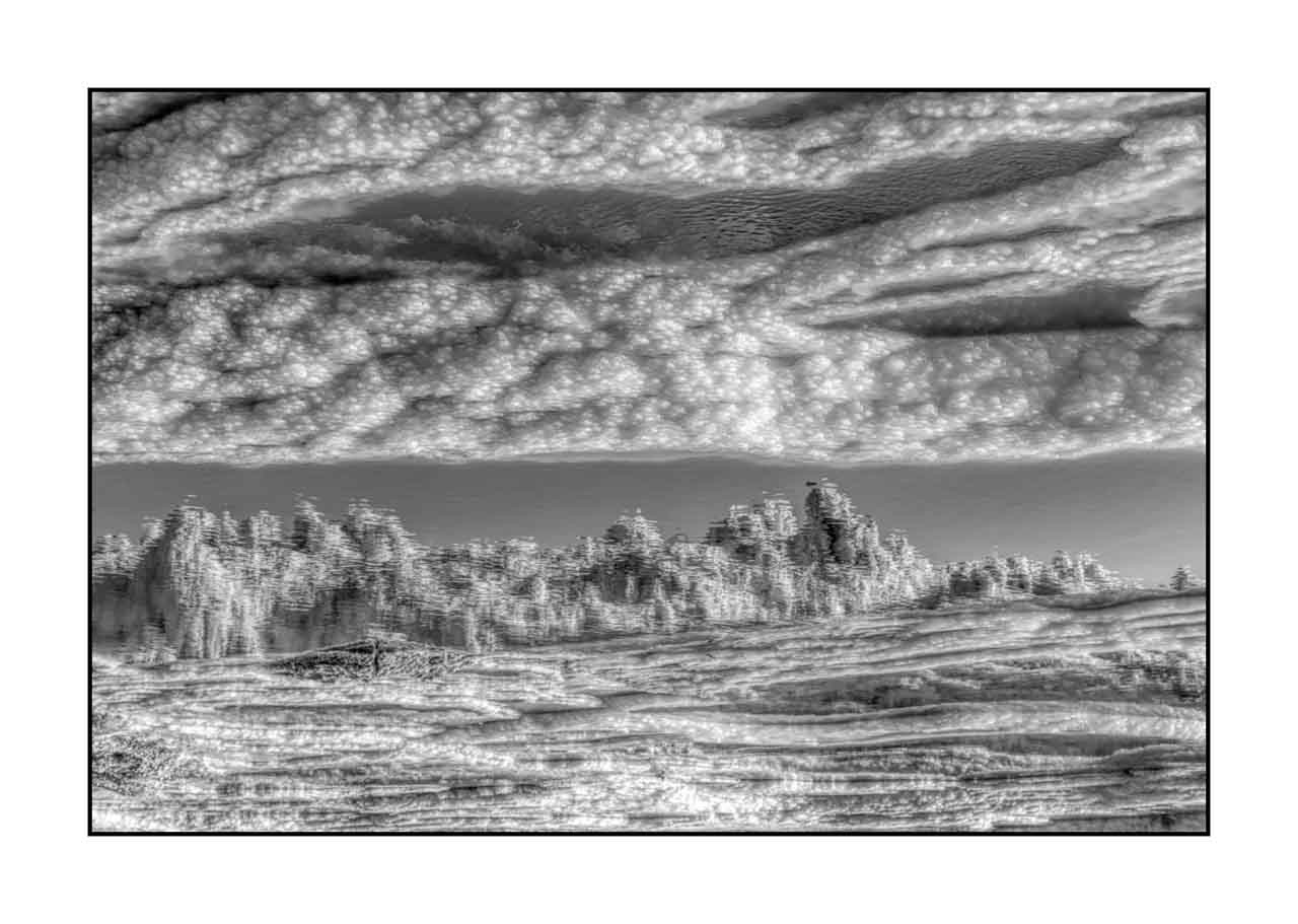 nuances-de-noirs-et-de-blancs/077-les-mondes-perdus-de-dallol/fr/06-un-monde-perdu-de-dallol-20181120ETHDAN0086B