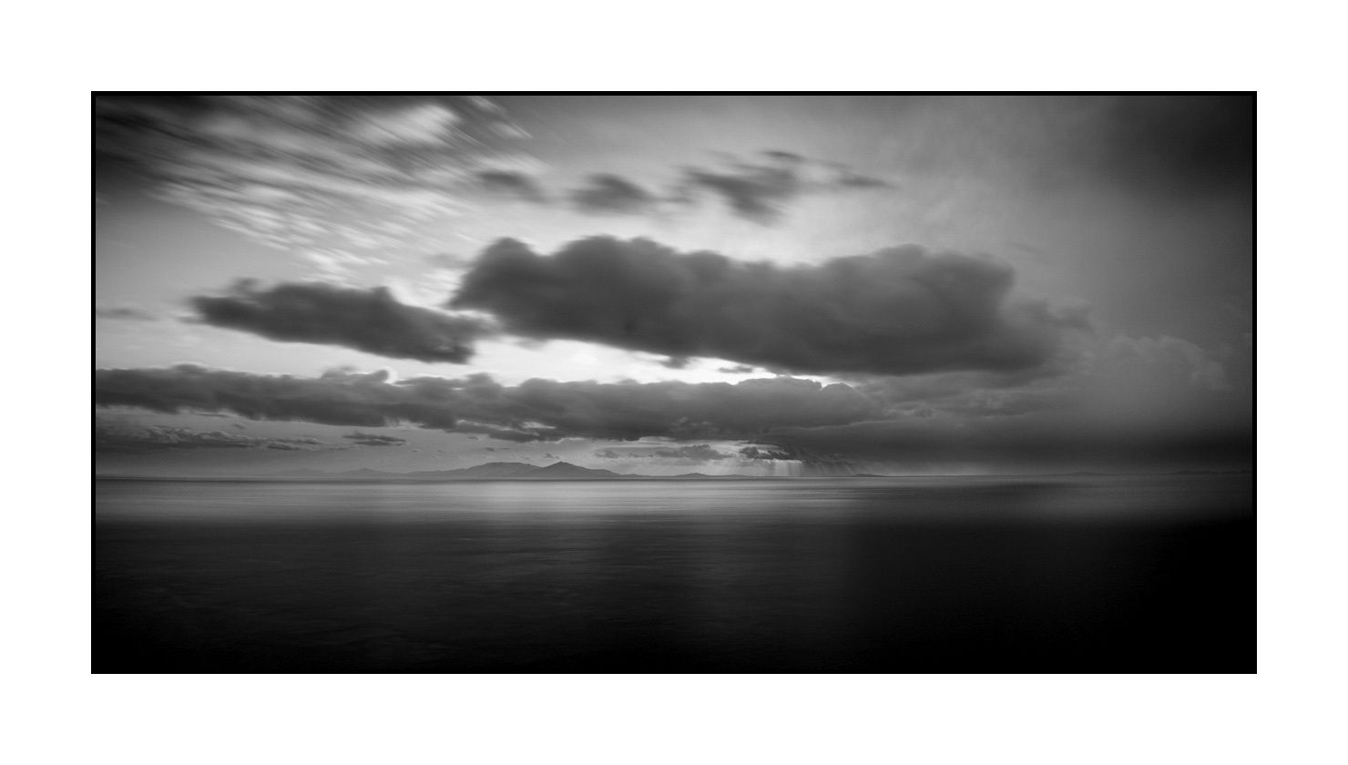 nuances-de-noirs-et-de-blancs/078-merveilles-ile-de-skye/fr/02-paysage-ile-de-skye-ecosse-1550-21B