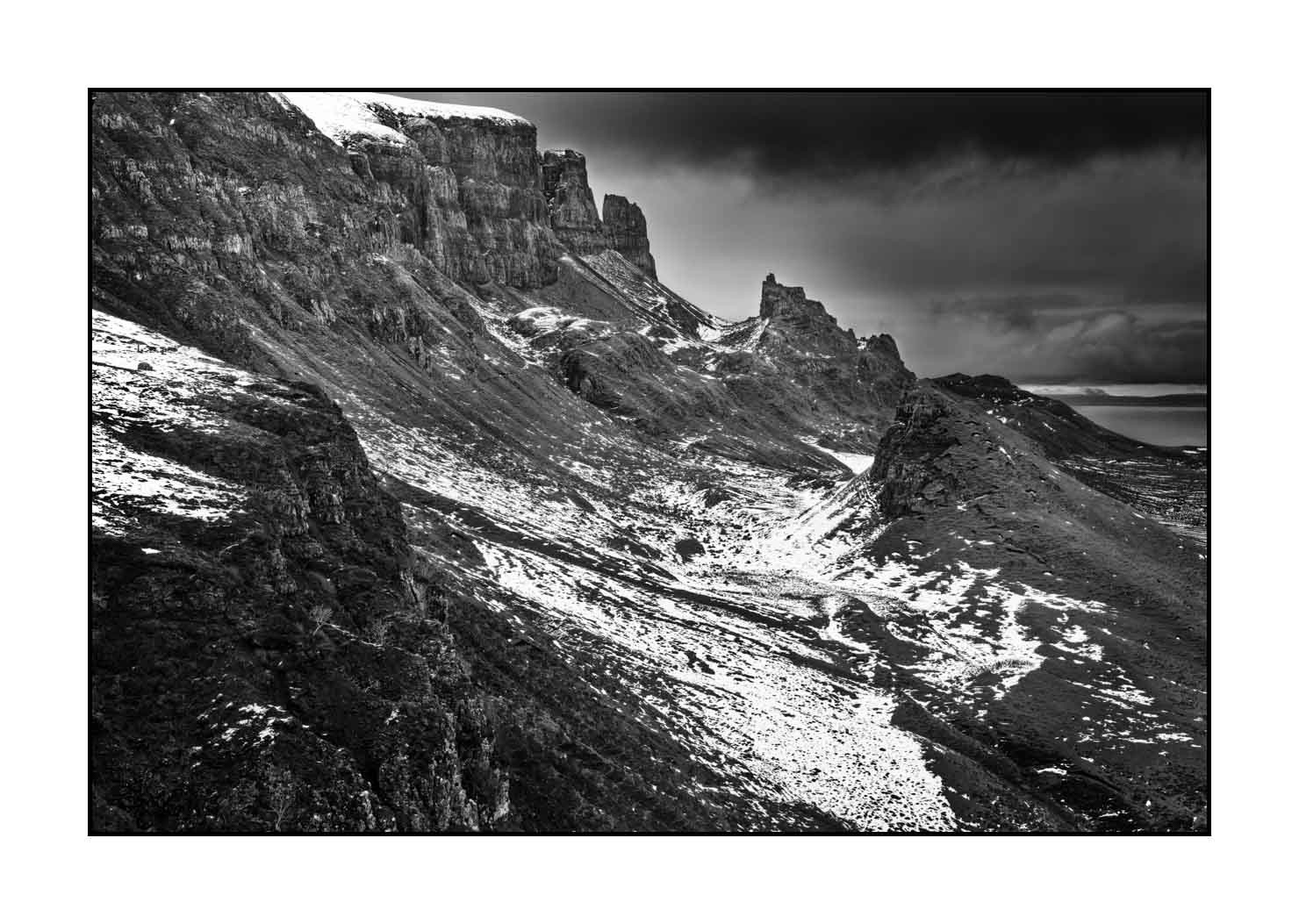 nuances-de-noirs-et-de-blancs/078-merveilles-ile-de-skye/fr/09-paysage-ile-de-skye-ecosse-1557-32B