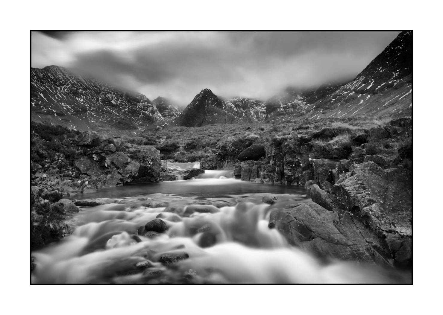 nuances-de-noirs-et-de-blancs/078-merveilles-ile-de-skye/fr/12-paysage-ile-de-skye-ecosse-1560-32B