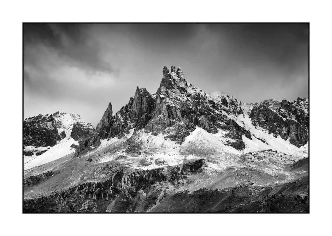 nuances-de-noirs-et-de-blancs/083-paysages-noir-et-blanc-vallee-de-la-claree/fr/13-paysage-vallee-de-la-claree-noir-et-blanc-2279-32B