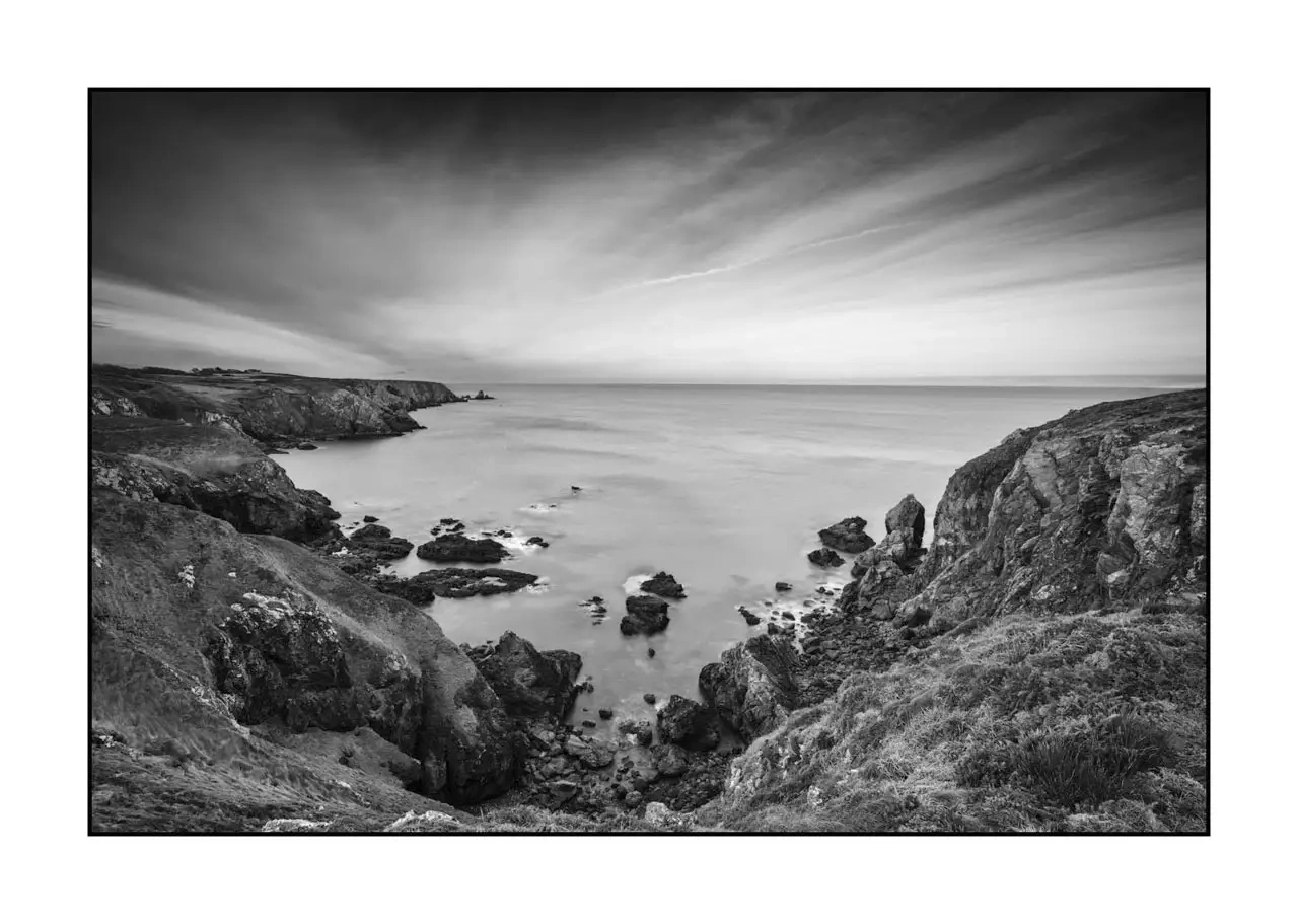 nuances-de-noirs-et-de-blancs/085-paysages-cotiers-eternels-finistere-sud/fr/04-paysage-eternel-finistere-sud-2106-32B