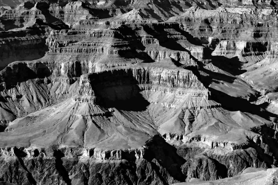 Le Grand Canyon en Arizona aux Etats-Unis en noir et blanc. Le Grand Canyon en Arizona aux Etats-Unis en noir et blanc.