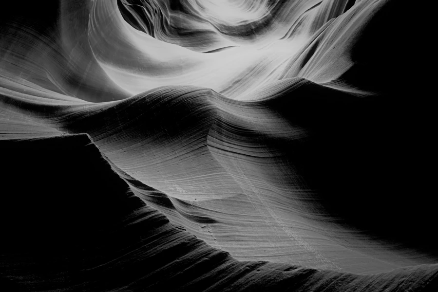 Antelope Canyon en noir et blanc. Antelope Canyon en noir et blanc.