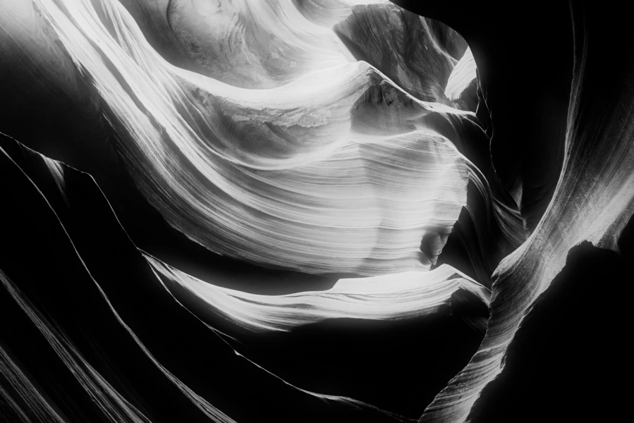 Antelope Canyon en noir et blanc. Antelope Canyon en noir et blanc.
