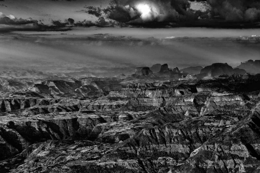 Photograph of a landscape in Black and White by Amar Guillen, ph Photograph of a landscape in Black and White by Amar Guillen, ph