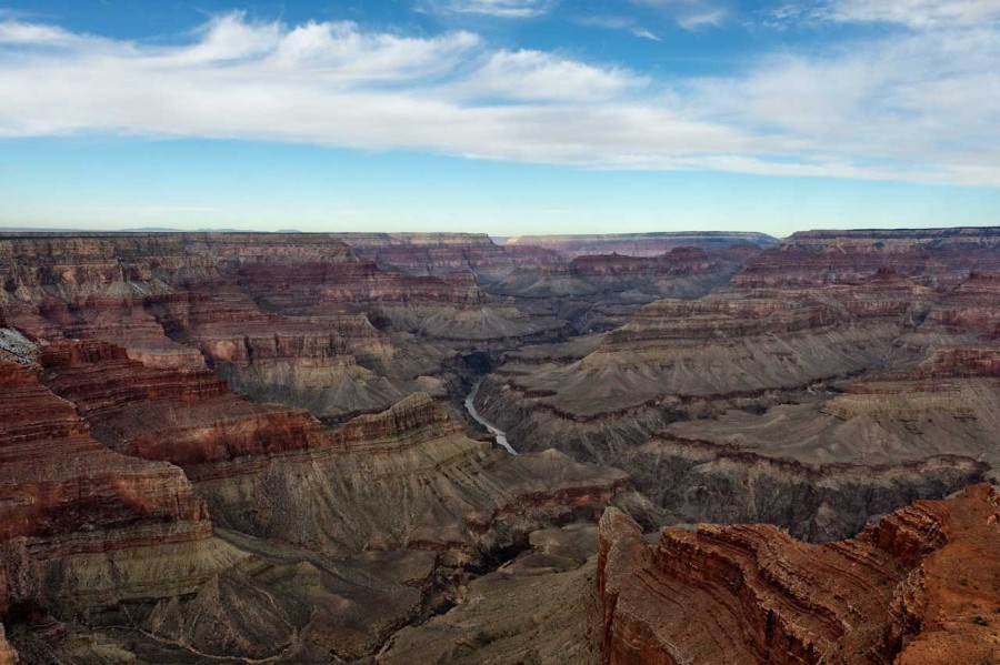 La rive sud du Grand Canyon dans l'état de l'Arizona aux Etats- La rive sud du Grand Canyon dans l'état de l'Arizona aux Etats-