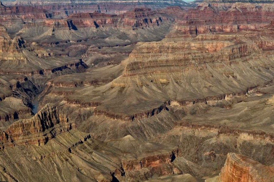 La rive sud du Grand Canyon dans l'état de l'Arizona aux Etats- La rive sud du Grand Canyon dans l'état de l'Arizona aux Etats-