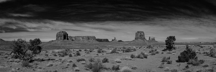 Landscape in black and white of Monument Valley in Arizona in Un Landscape in black and white of Monument Valley in Arizona in Un